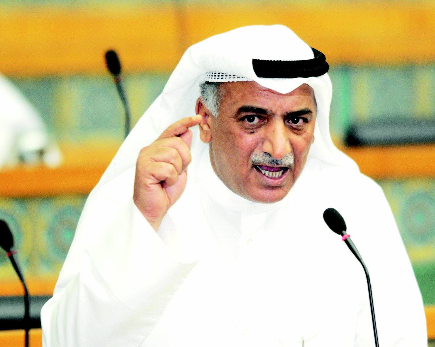 المويزري للصبيح: هل مجلس إدارة «الكويتية»  أصدر أي قرار فصل أو إنهاء خدمات لأي موظف كويتي؟